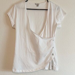 GUESS White Wrap Style Top XL Ruched Button Detail V-Neck Cotton Blend PTP 18”